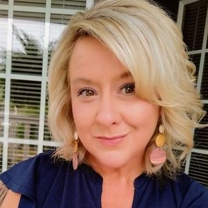 Meet your Posher, Tesha